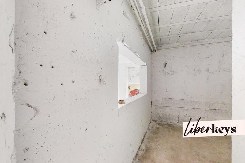 Maison - 232 m² - 1 pièce