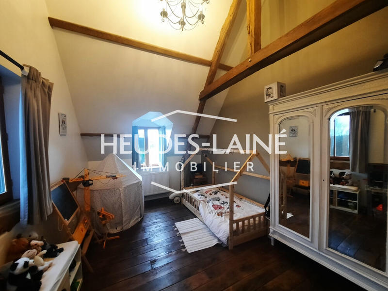 Maison - 220 m² - 8 pièces