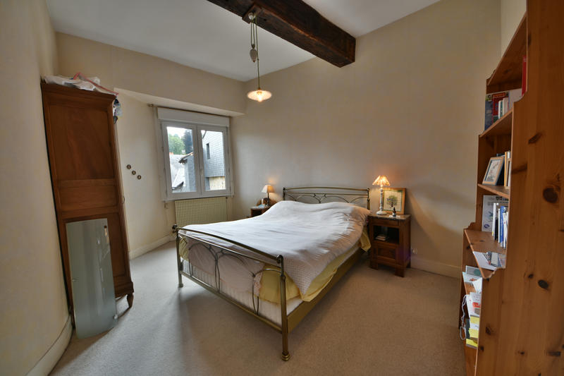 Appartement - 197 m² - 6 pièces