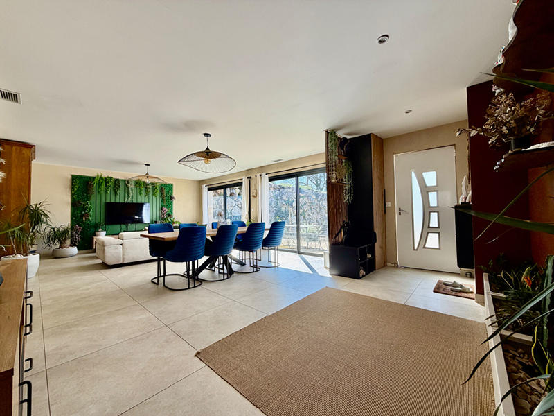 Maison - 142 m² - 5 pièces