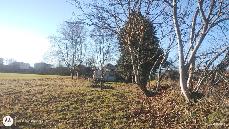 Terrain constructible - 2 105 m²