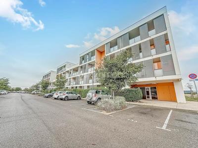 Studio - 25 m² - 1 pièce