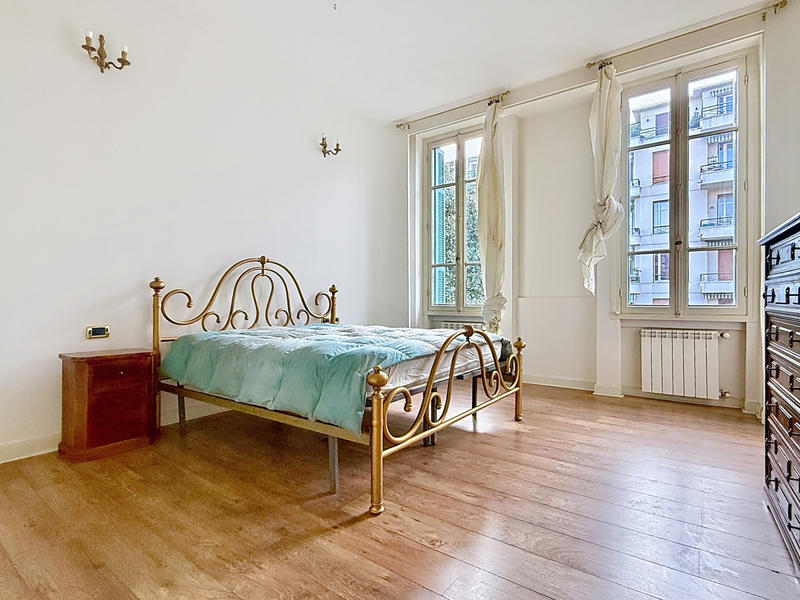 Appartement - 141 m² - 5 pièces