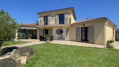 Maison - 179 m² - 7 pièces