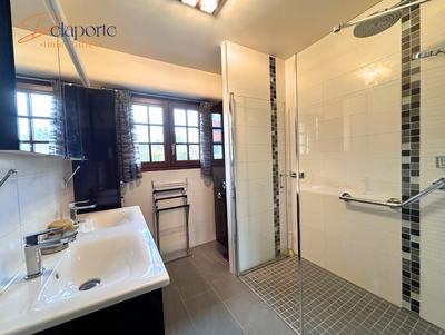 Maison - 122 m² - 6 pièces