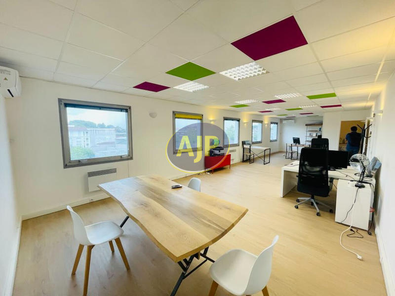 Local commercial - 60 m²