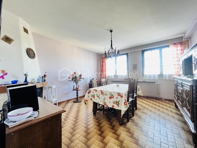 Maison - 127 m² - 7 pièces