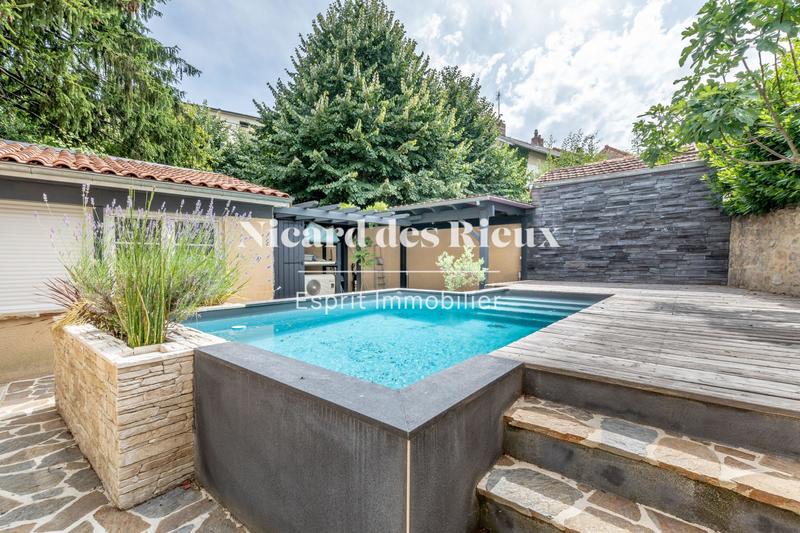 Maison ancienne - 168 m² - 7 pièces