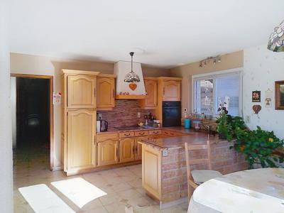 Maison - 180 m² - 5 pièces