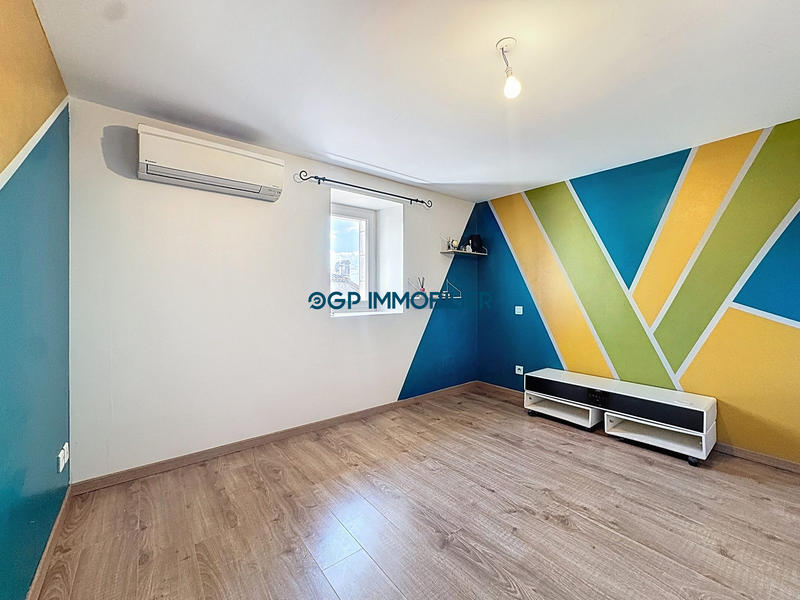 Appartement - 107 m² - 4 pièces