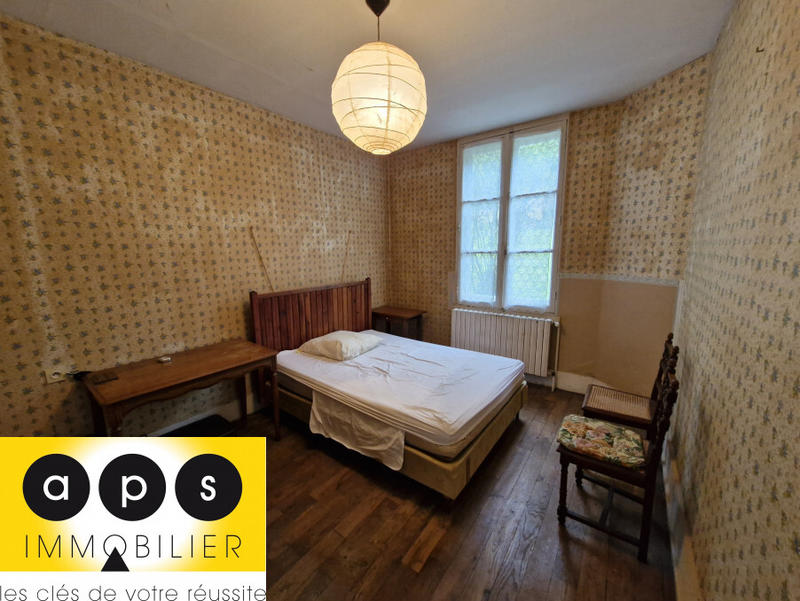 Maison - 90 m² - 5 pièces