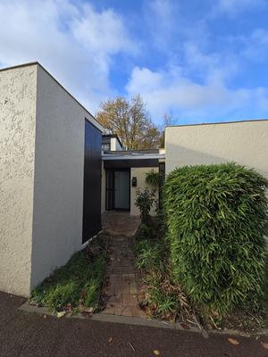 Maison - 94 m² - 5 pièces