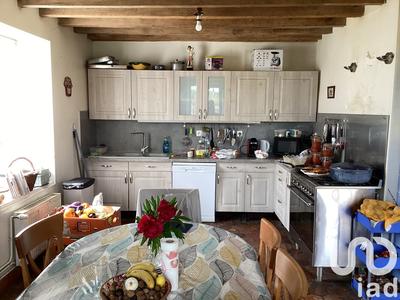 Maison - 283 m² - 10 pièces