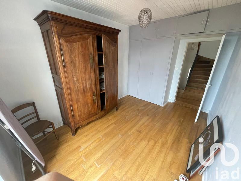 Maison - 241 m² - 12 pièces