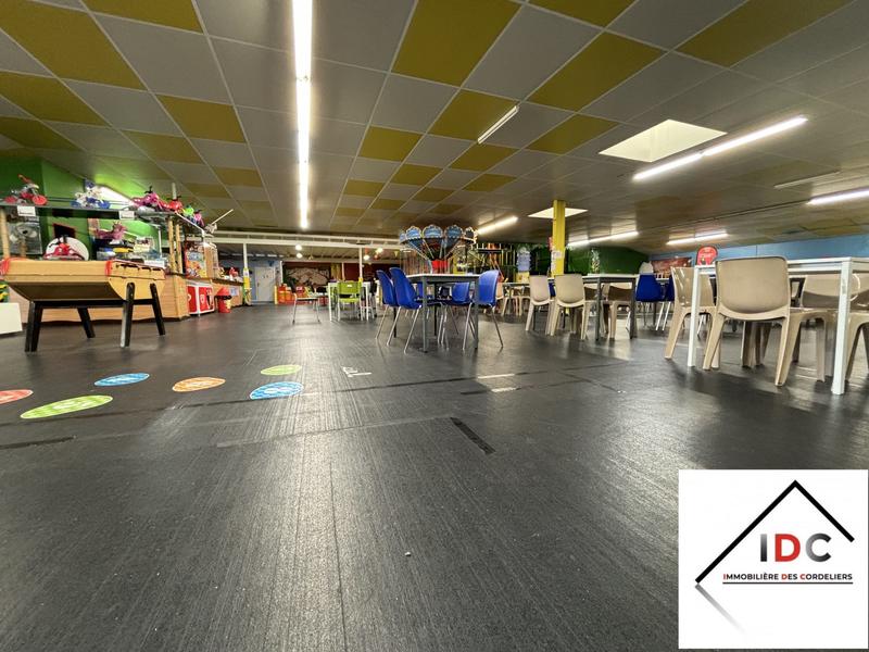 Immeuble - 1 532 m²