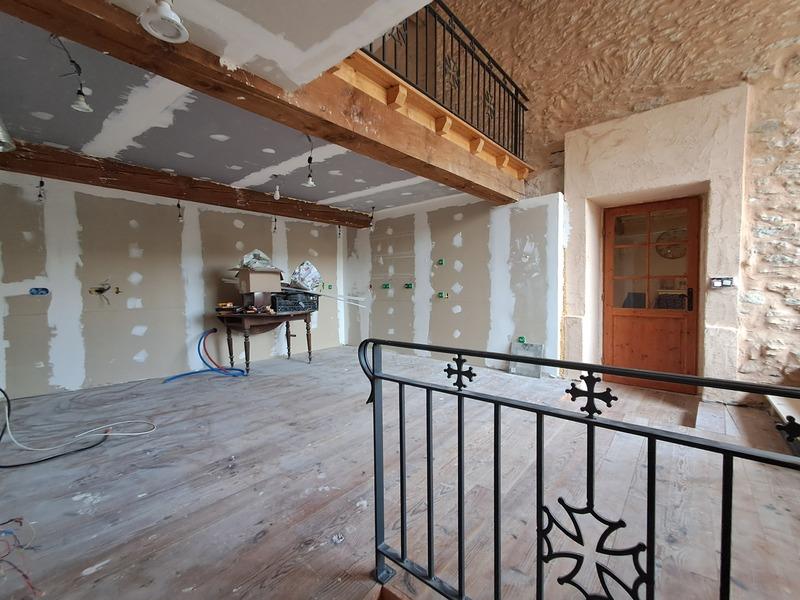 Maison de village - 238 m² - 9 pièces