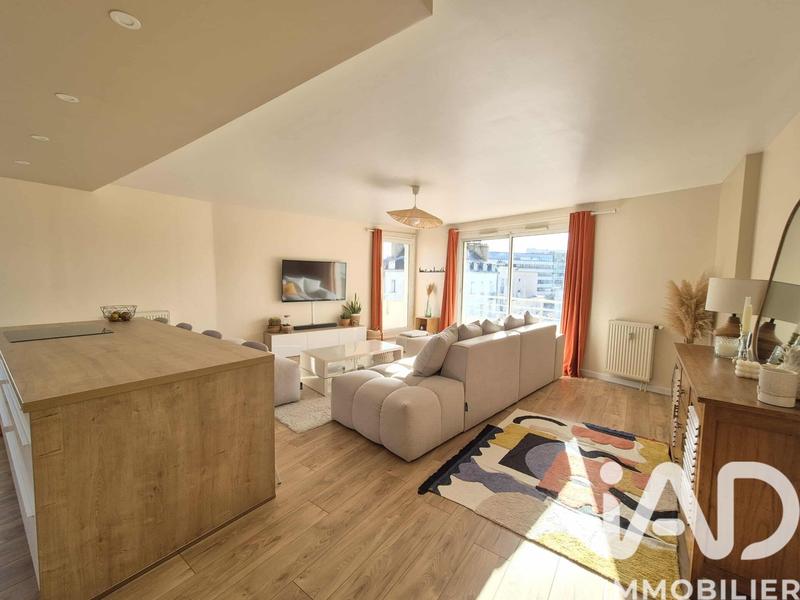 Appartement - 90 m² - 5 pièces