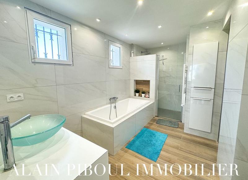 Maison contemporaine - 185 m² - 5 pièces