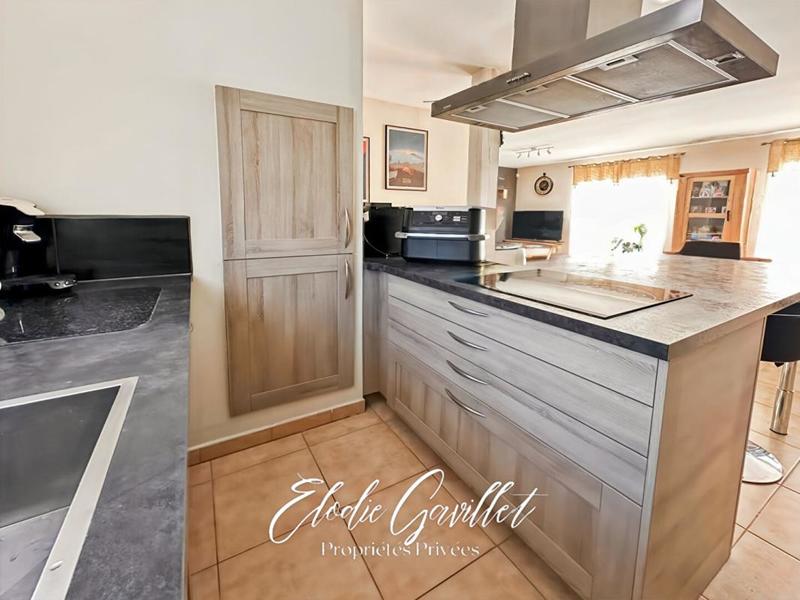 Maison - 86 m² - 5 pièces