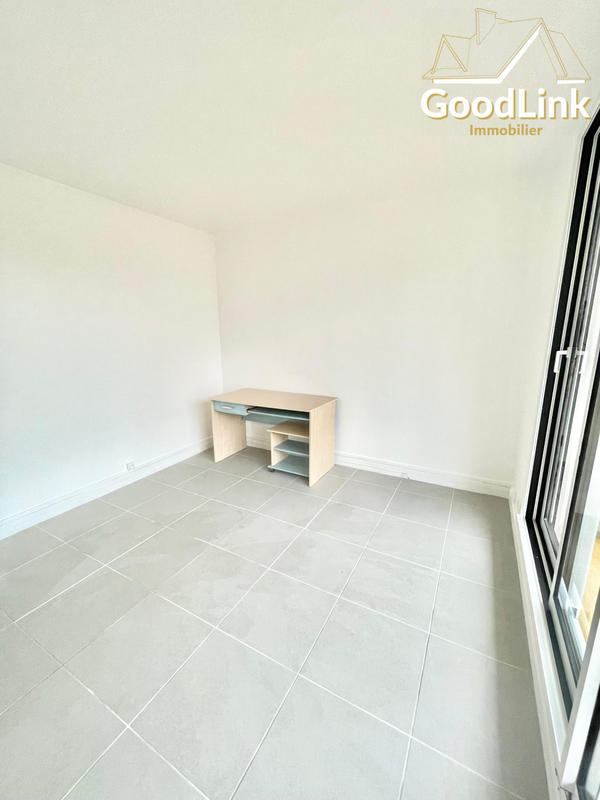 Appartement - 75 m² - 4 pièces