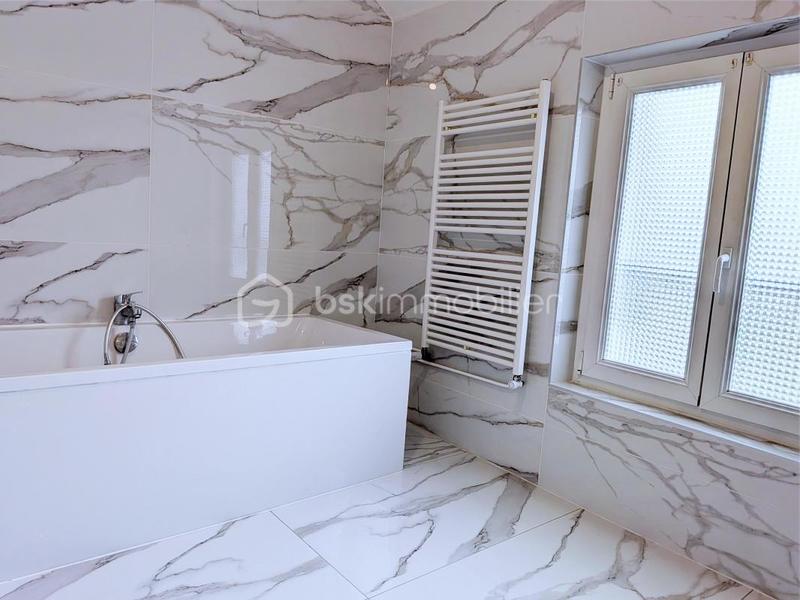 Maison de ville - 90 m² - 5 pièces