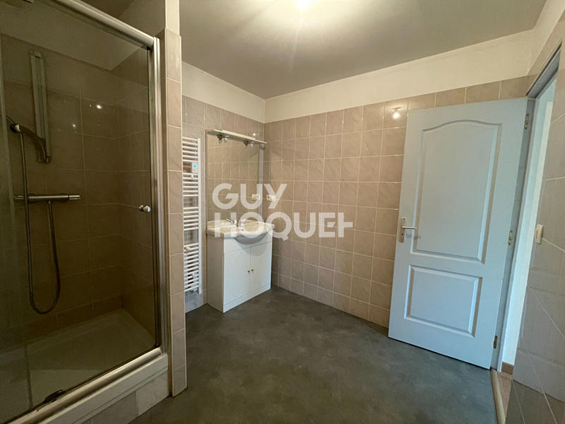 Appartement - 80 m² - 4 pièces