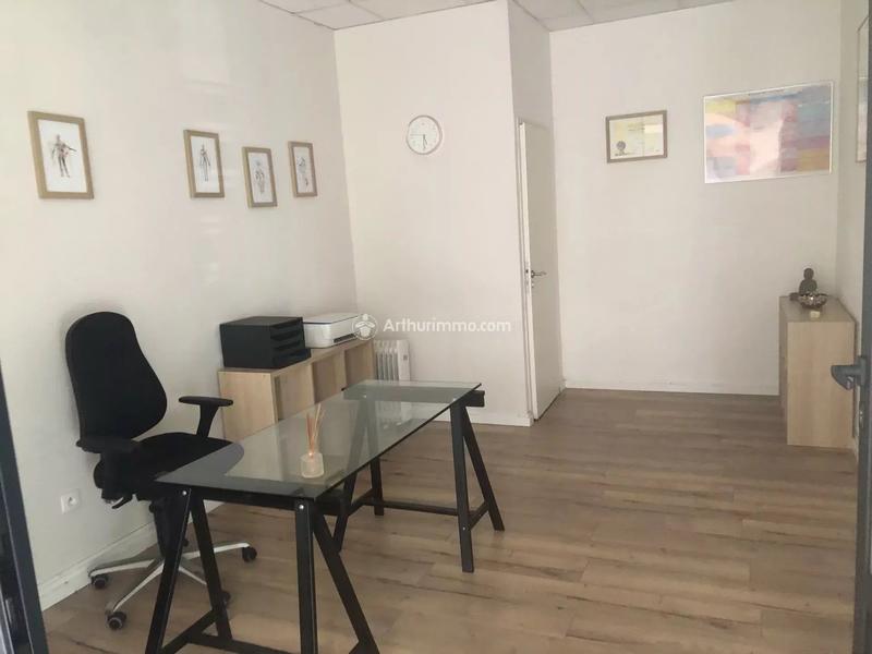 Magasins - 27 m² - 1 pièce