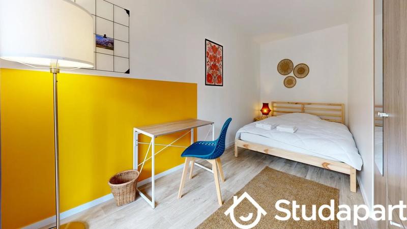 Chambre - 10 m² - 1 pièce