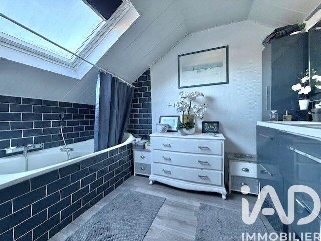 Maison - 82 m² - 5 pièces