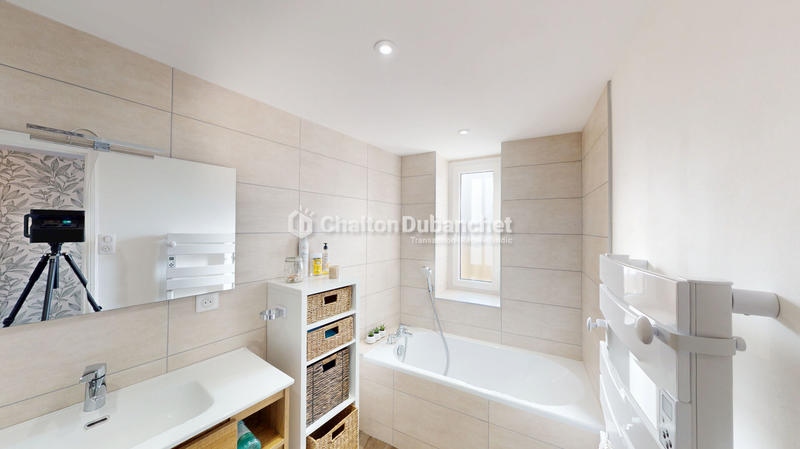 Appartement - 103 m² - 5 pièces