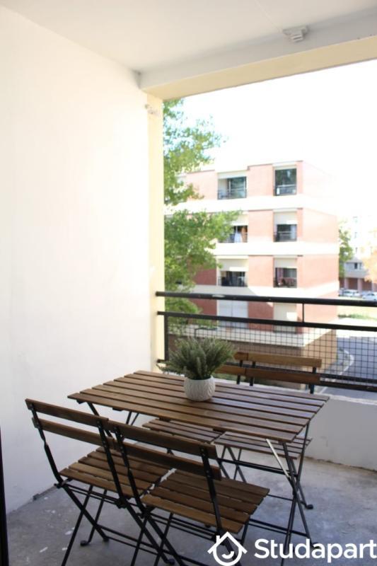 Chambre - 99 m² - 1 pièce