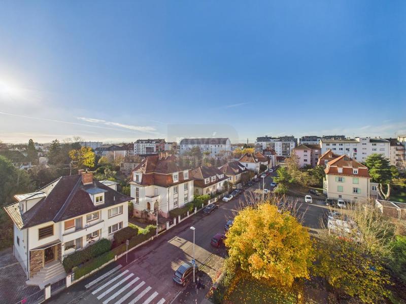 Appartement - 94 m² - 3 pièces