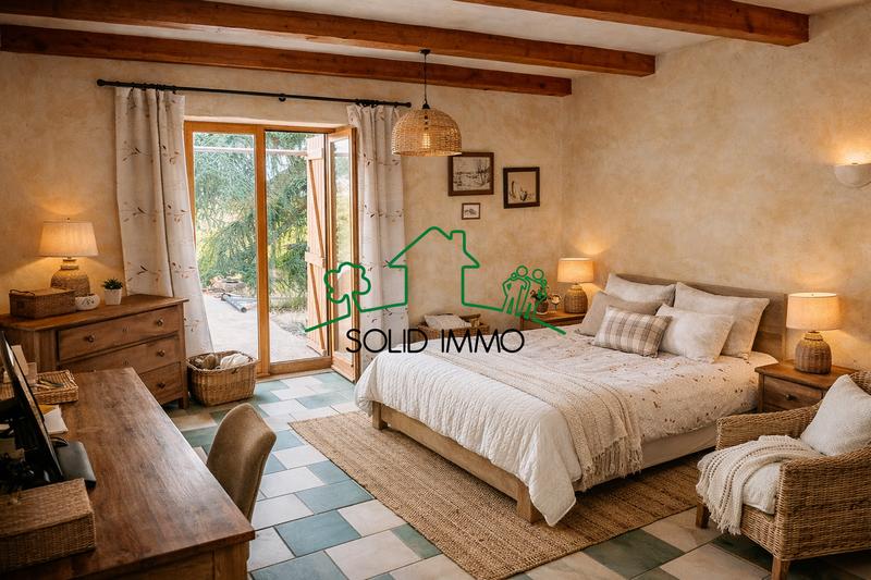 Mas - 150 m² - 14 pièces