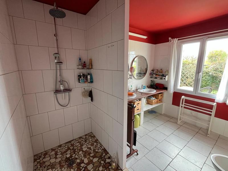 Maison - 180 m² - 5 pièces