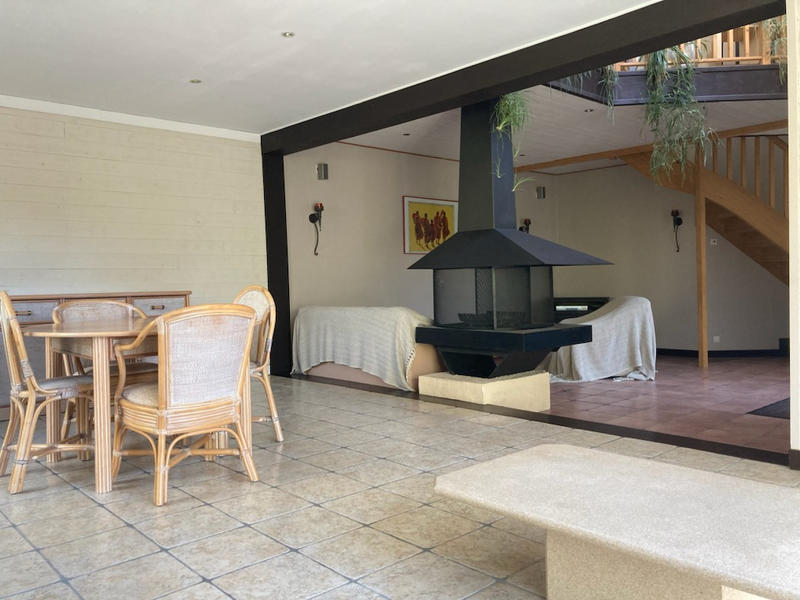 Maison - 143 m² - 3 pièces