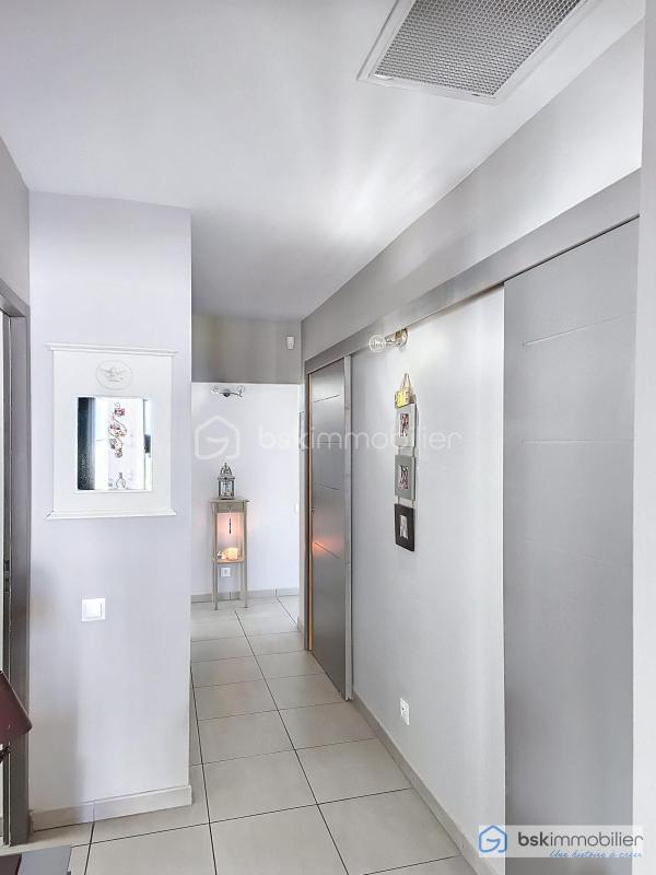 Maison traditionnelle - 145 m² - 5 pièces