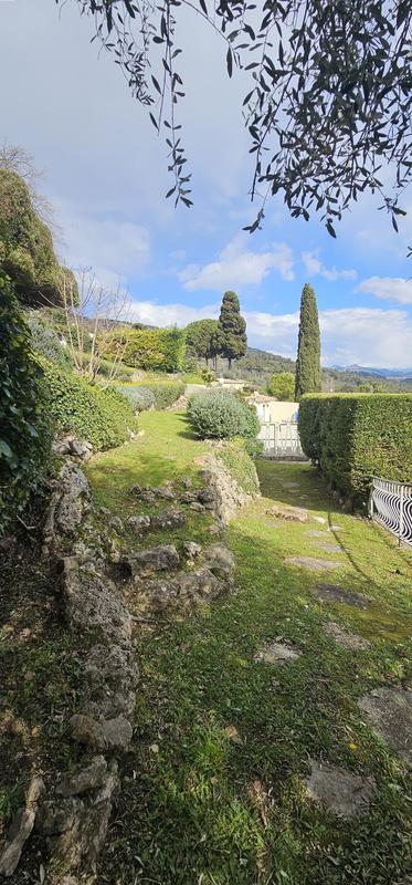 Maison - 210 m² - 10 pièces