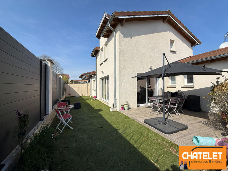 Maison - 105 m² - 5 pièces