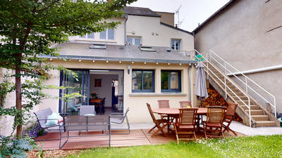 Maison - 168 m² - 7 pièces