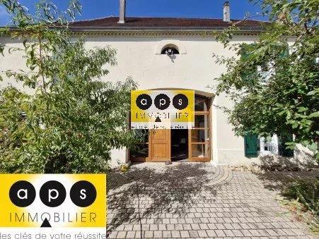 Maison de village - 10 pièces