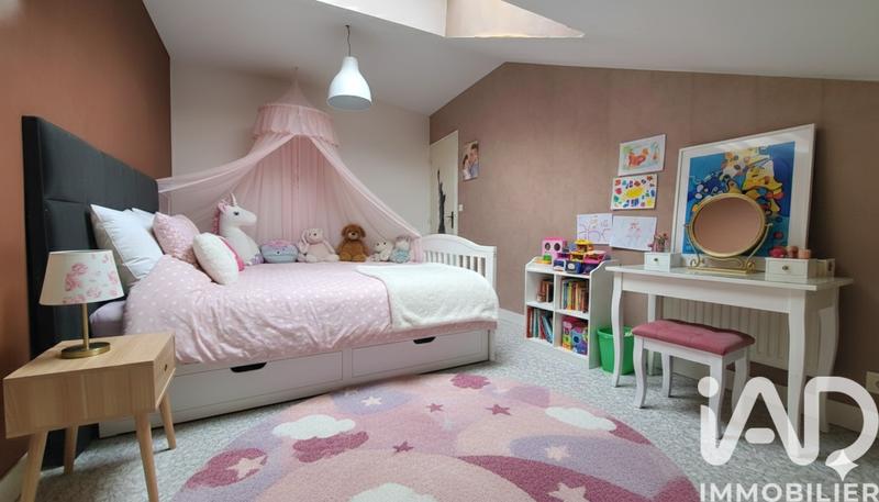 Maison - 150 m² - 8 pièces