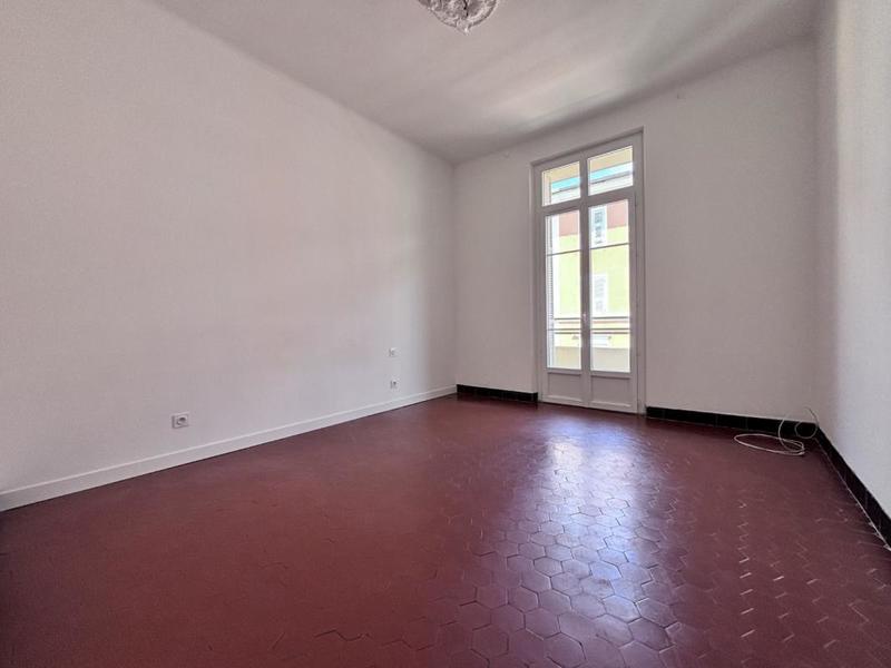 Appartement - 102 m² - 4 pièces