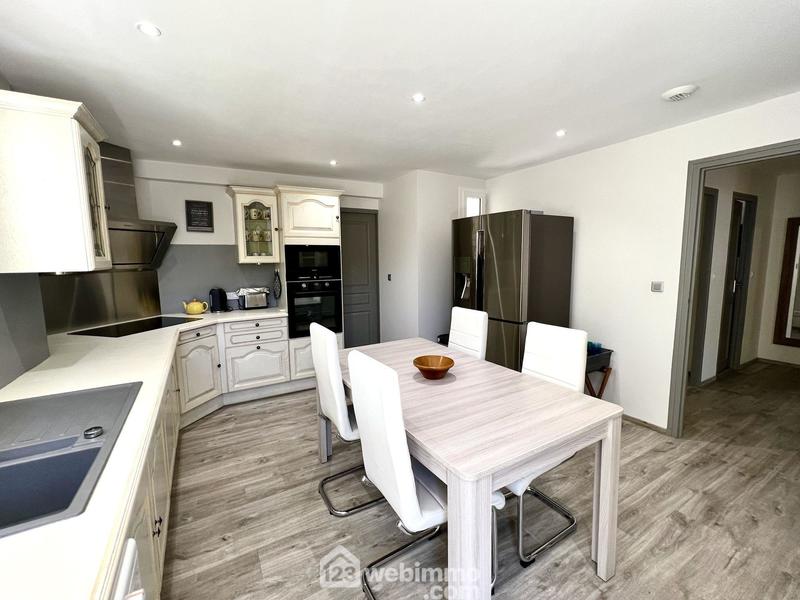 Maison - 156 m² - 5 pièces