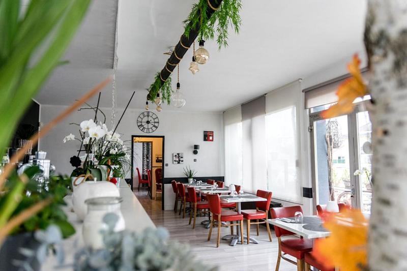 Maison - 244 m² - 10 pièces