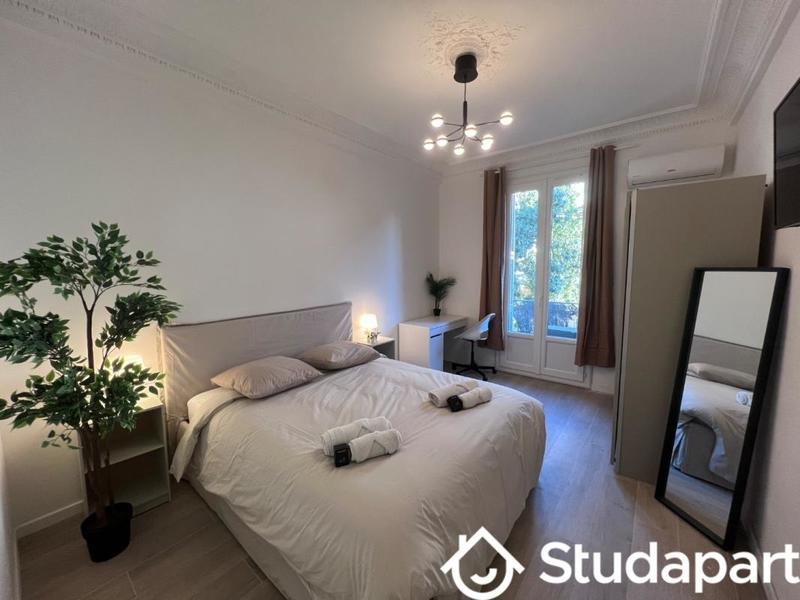 Chambre - 11 m² - 1 pièce