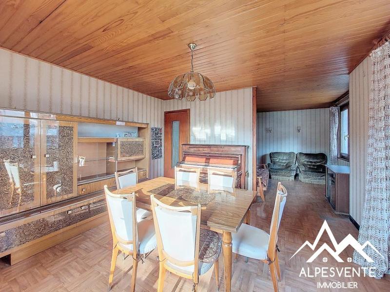 Demeure - 92 m² - 5 pièces