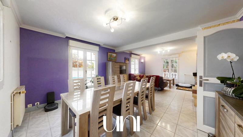 Maison - 192 m² - 8 pièces