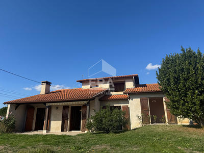 Maison - 143 m² - 6 pièces