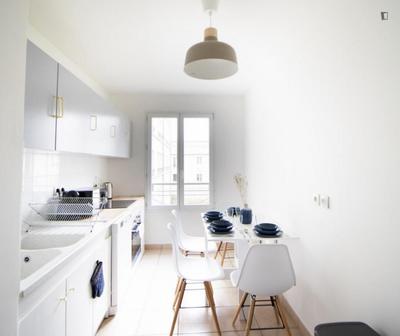 Chambre - 10 m² - 4 pièces