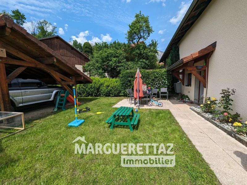 Maison - 180 m² - 6 pièces
